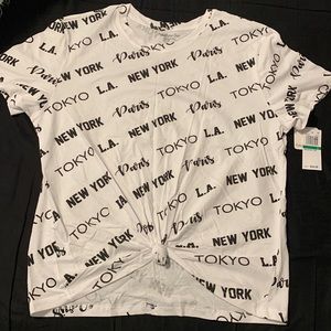 Nwt tee